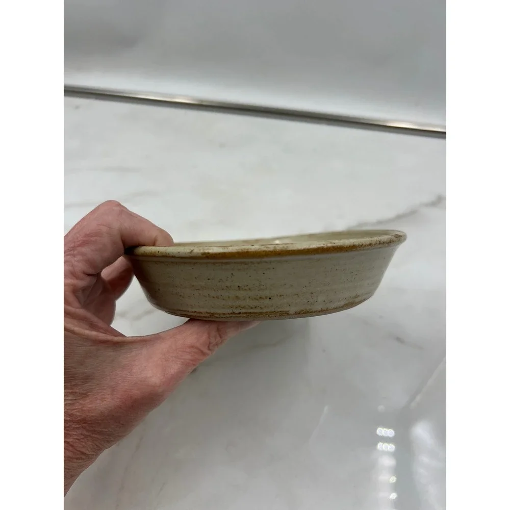 Lynne Killion Studio Pottery Garlic Grater Bowl Handcrafted Stoneware Cream Leaf